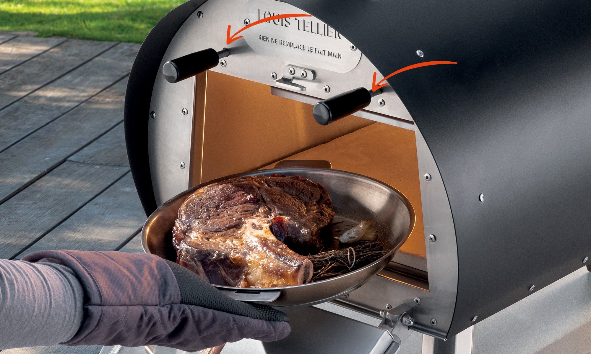 Ribeye steak cooking